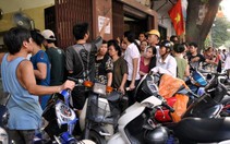 Tắc đường vì bánh trung thu