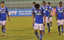 Khó khăn kinh tế, đại gia bỏ bóng đá