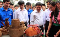 Triển lãm sản phẩm nông nghiệp của thanh niên