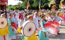 Nhiều hoạt động mừng năm mới 2013 tại Tháp Chăm Pô Sah Inư
