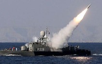 Iran tập trận ở eo biển Hormuz