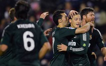 Oezil dẫn dắt Real Madrid lội ngược dòng hạ Valladolid
