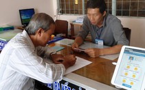 Dân đánh giá cán bộ qua máy tính bảng