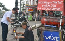10 năm bơm vá xe miễn phí cho học sinh