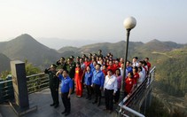 Lễ chào cờ xúc động tháng ba nơi địa đầu Lũng Cú