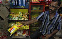 Ấn Độ kiểm tra chất lượng mì ăn liền Maggi