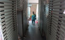 Tiểu thương chê, hai khu chợ Vĩnh Lộc vắng như chùa Bà Đanh