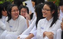 Nữ sinh nên mặc áo dài mấy ngày trong tuần?
