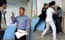 Video học trò vây, đánh thầy giáo túi bụi ngay trong lớp
