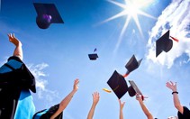​Nhiều học bổng du học tại Ba Lan và Lào