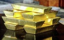 Giá vàng thế giới cao nhất trong một tháng