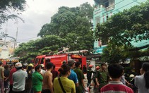 ​Nghi ngáo đá, người đàn ông dọa chém công an rồi đốt nhà