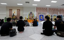 Buổi sáng đầu tiên người Thái không còn Quốc vương Bhumibol