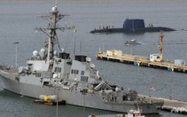 ​Tàu khu trục USS Decatur di chuyển gần Hoàng Sa
