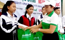 'Ngăn dòng bỏ học' cho học sinh vùng lũ Quảng Trị
