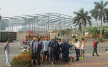 Khu công nghiệp dựng rào chắn, cắt nguồn nước để thu phí