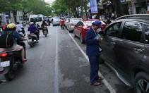 Hà Nội thí điểm thu tiền giữ xe qua điện thoại di động