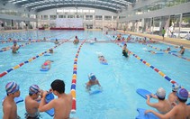 ​Tổ chức các lớp dạy bơi cho học sinh trong và ngoài nhà trường