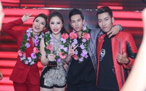 Bảo Thy đăng quang Hòa âm ánh sáng