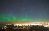 'Vũ điệu cực quang' lộng lẫy đêm New Zealand