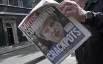 Bà Theresa May toan tính bất thành, tương lai nào cho Brexit?