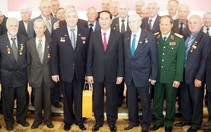 Chủ tịch nước gặp cựu chiến binh Belarus tham gia công tác ở Việt Nam