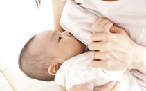 ​Ăn, uống gì để tăng nguồn sữa mẹ nuôi con?