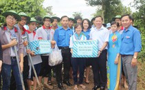 Trung ương Đoàn thăm sinh viên tình nguyện hè tại Cần Thơ