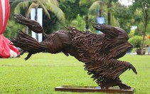Bớt tượng đài, tranh hoành tráng - Điêu khắc trẻ mở lối đi riêng