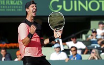 Tay vợt hạng 175 loại Federer ở vòng 2 Miami mở rộng