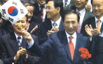 Lee Myung Bak, "Ông ủi đất"