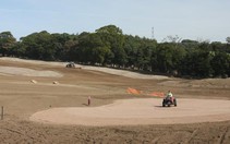 Trung Quốc: Cấm không nổi sân golf
