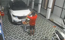 Gia chủ đứng hình khi mâm cúng bày ra chưa được 30 giây thì phải dọn