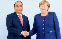 Thủ tướng Nguyễn Xuân Phúc chúc mừng bà Merkel thắng cử