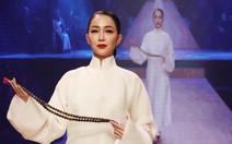 Diệu Fashion show và khi áo dài trên nền nhạc Trịnh