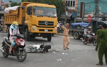 'Cán bộ ngồi ôtô cũng không dám đi gần xe ben'