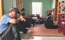 Chết do 'ổ gà, ổ voi' trên đường, ai chịu trách nhiệm?