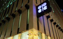 Giảm sản lượng dầu, OPEC chờ Nga