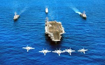 Thông điệp từ siêu hàng không mẫu hạm USS Carl Vinson