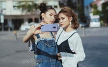 Bí quyết selfie đẹp như siêu mẫu Thùy Dương