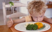 Làm gì khi bé kén ăn?