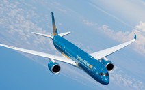 Máy bay Vietnam Airlines hỏng 2 lần, khách vật vờ chờ bay