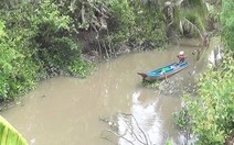 'Chích cá' trên kênh, người đàn ông bị điện giật chết