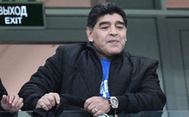 Maradona sốt ruột, muốn truyền lửa cho Messi và đàn em