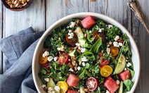 Mách nàng công sở mẹo làm salad ngon đúng chuẩn nhà hàng