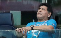 Maradona nhập viện sau chiến thắng nghẹt thở của Argentina