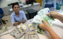 Giá USD bật tăng mạnh