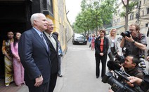 John McCain và ba thập kỷ thúc đẩy quan hệ Việt - Mỹ