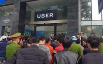 Sau Sài Gòn, tài xế Grab và Uber tại Hà Nội phản đối mức chiết khấu