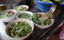 Nấu phở: tinh tế từng gia vị